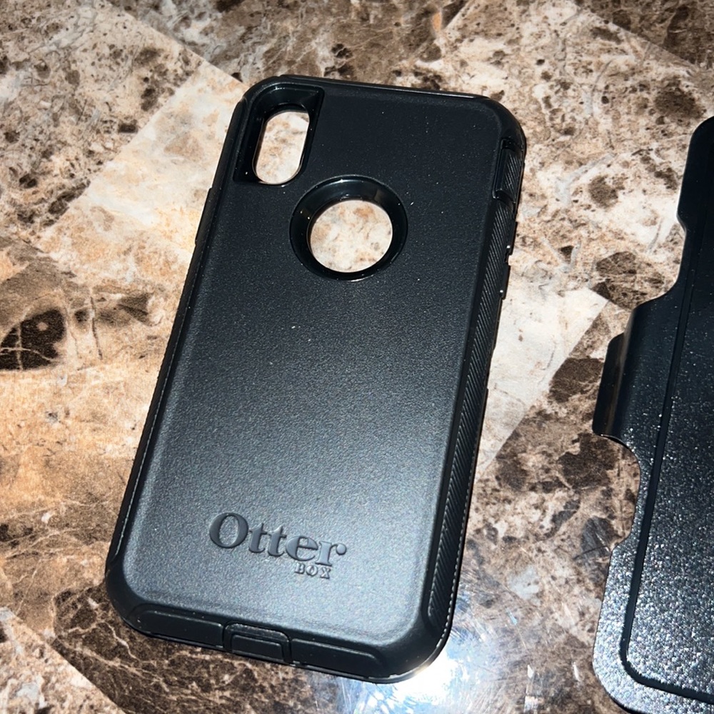 iPhone X Rugged Black Defender case With Clip.✅✅✅🔥🔥